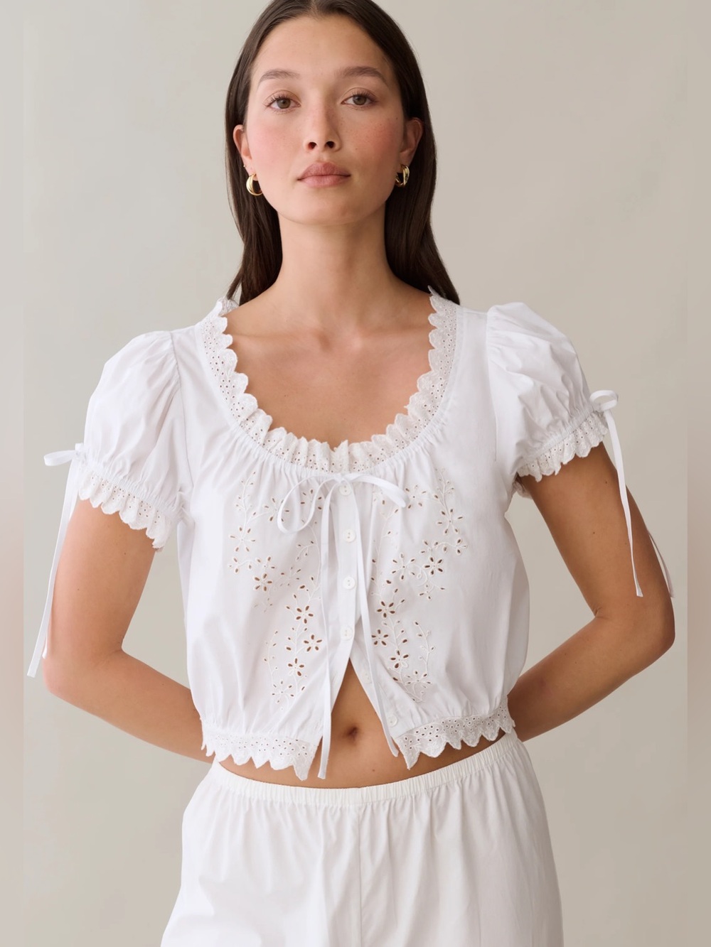 Few Moda Sorella Wendy White Eyelet Lace-Trim Cropped Blouse